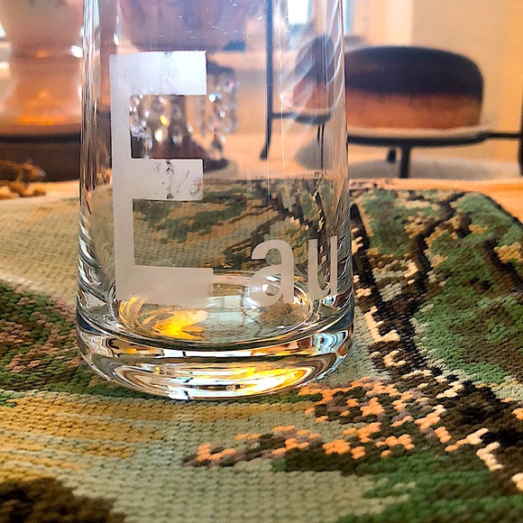 EUC- Vintage Eau Pitcher - Picture 4 of 10